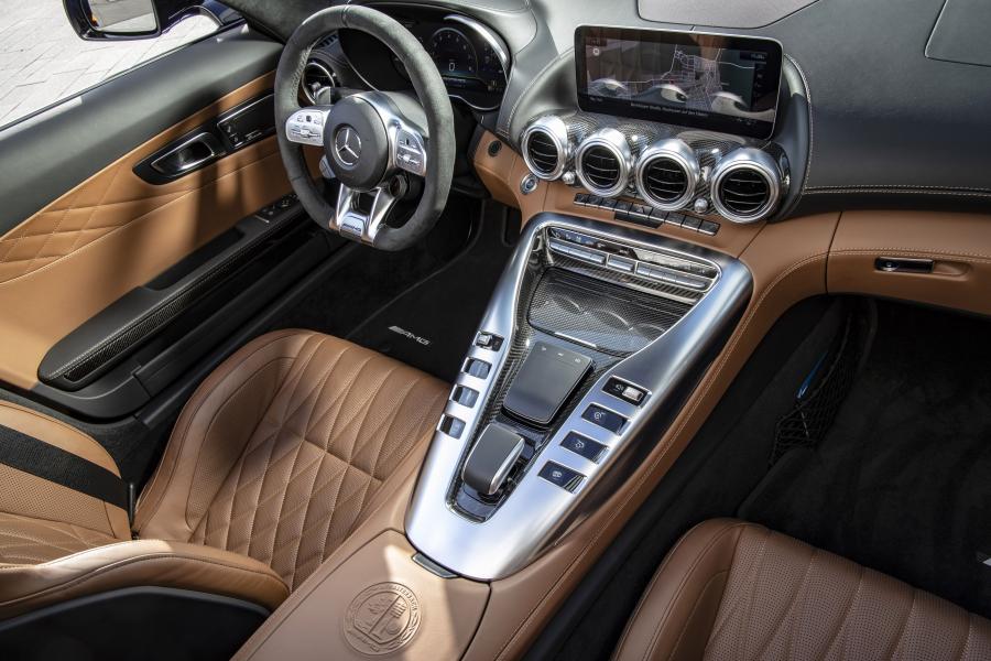 Интерьер Mercedes-AMG GT C Roadster (R190) 2019 года  (WW) (фото 27 из 40)